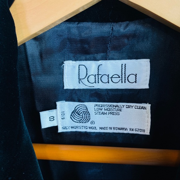 Vintage Red Tartan Plaid Vest with Velvet Lapel Size 8 - Picture 7 of 9